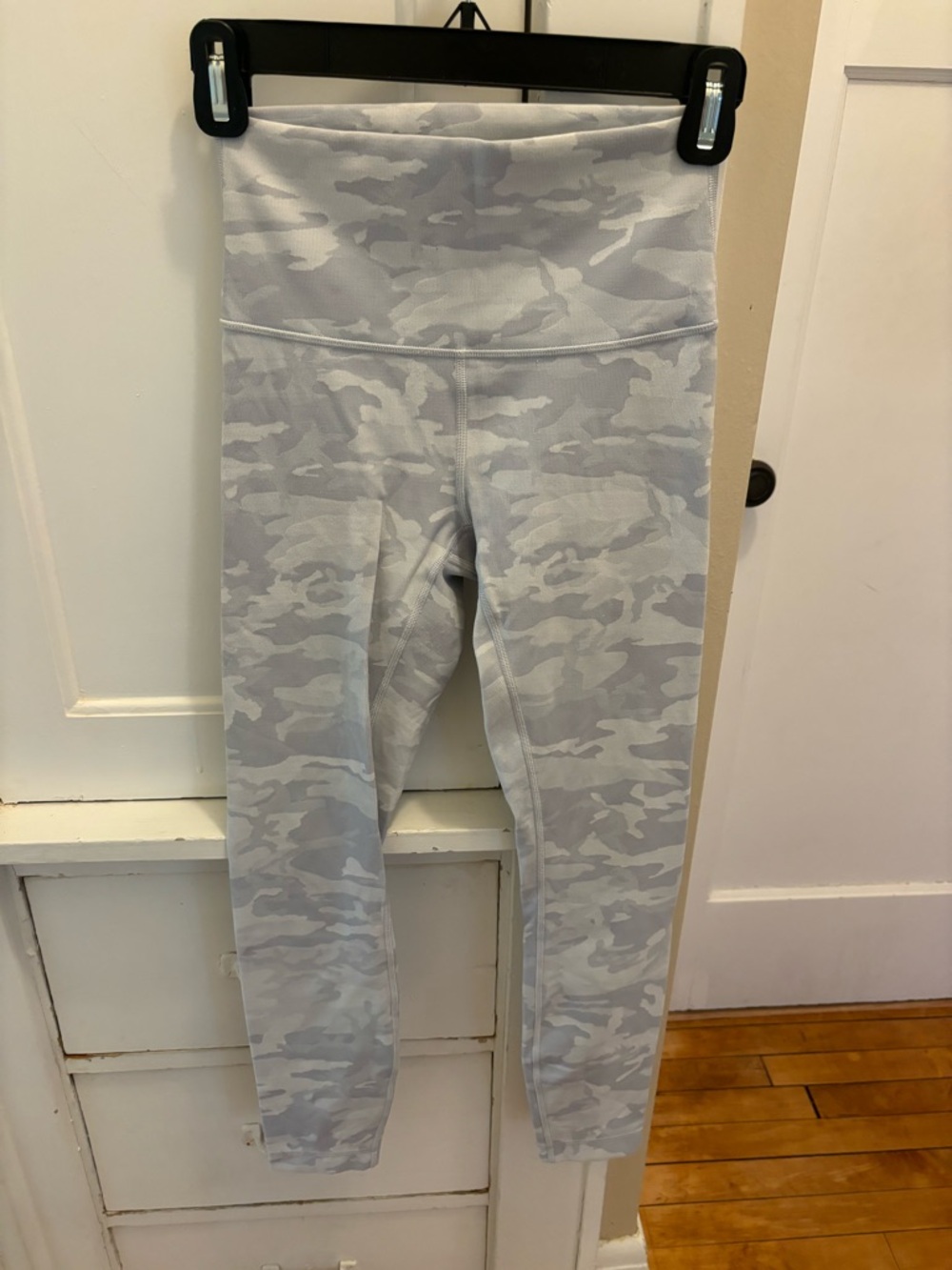 Lululemon Light Gray Camo High-Waisted Align Leggings